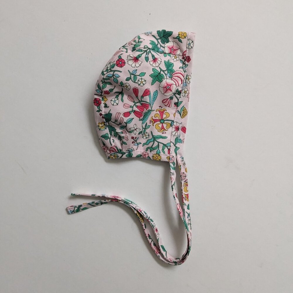 Handmade Liberty Bonnet NB - Picture 2 of 4